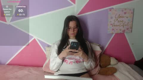 Mily Miley online show from March 10, 3:20 pm