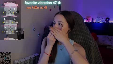 Emily online show from December 15, 8:05 pm