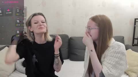 Milena and Jasper online show from October 27, 7:25 pm