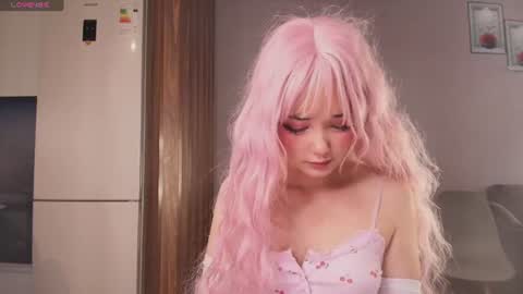 mimi cuute online show from June 14, 4:03 am