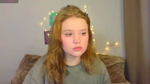 hi Im Mina  online show from March 28, 9:11 am