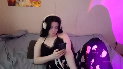 Mindy online show from March 25, 8:32 am