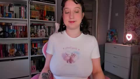 Ariana online show from November 15, 3:08 am