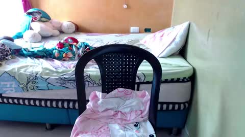 Andrea online show from February 4, 6:56 pm