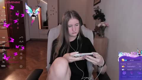 Lisa online show from February 27, 2:21 pm