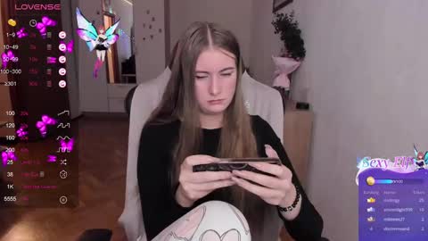 Lisa online show from January 26, 3:03 pm