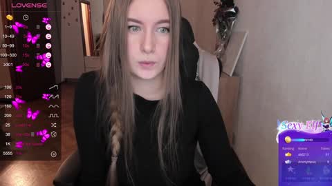 Lisa online show from December 14, 5:25 pm