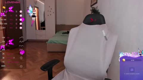 Lisa online show from January 25, 11:02 am