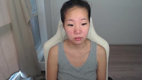 mira_g online show from March 4, 12:44 pm