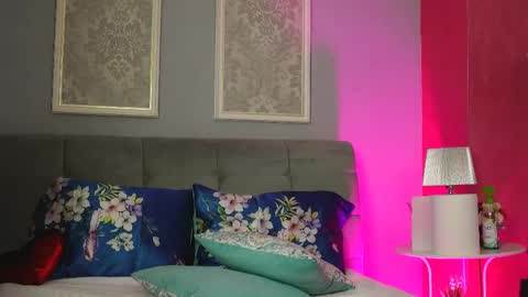 Mira online show from May 30, 5:28 am