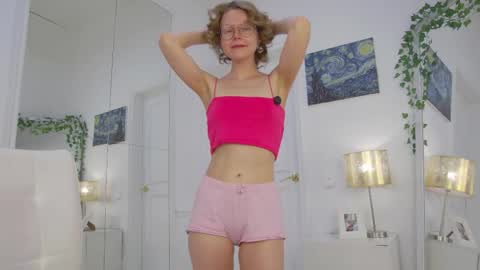 mira_marni online show from November 10, 11:02 am