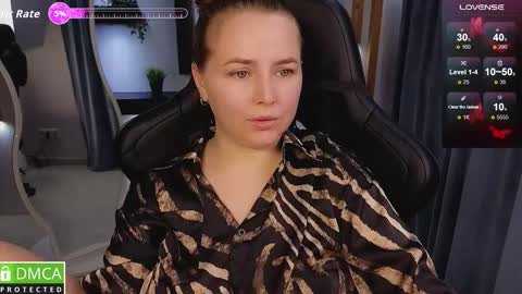 Mira online show from November 9, 2:04 am