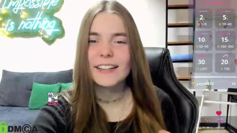 miraa_bloom online show from December 15, 2:57 pm