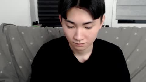              online show from March 2, 9:22 pm