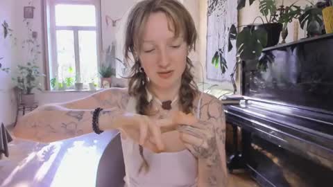 miranda2_0 online show from November 24, 7:29 am