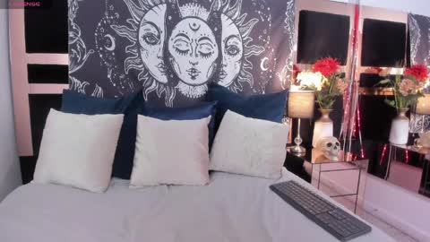 Miranda  online show from March 26, 6:02 pm