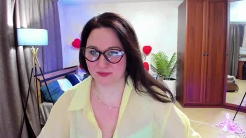 MirandaDyson online show from February 20, 4:20 pm