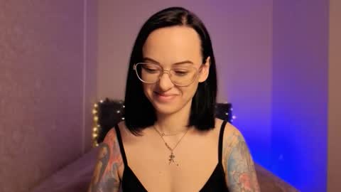 MiraSkyy online show from March 17, 4:23 pm