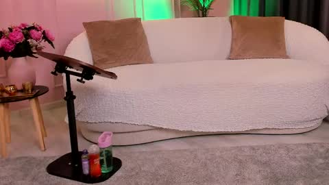 Mira online show from April 30, 8:57 pm