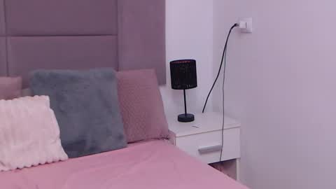 MiryamInes online show from February 8, 2:58 am