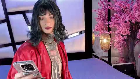     online show from March 1, 1:48 pm