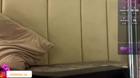 Annie  dont forget to thumbs up me  online show from January 27, 1:52 pm