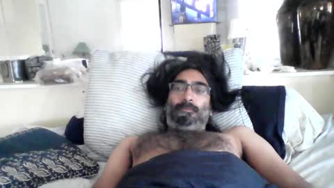 miseric online show from February 1, 4:22 pm