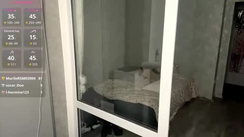 Molly online show from December 13, 7:53 pm