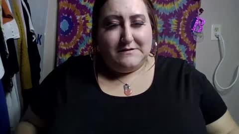 Snapshot of misladyb chatting on October 22, 1:20 am MissLadyB69 online show from October 22, 1:20 am