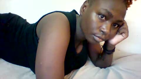 miss440 online show from November 9, 10:34 pm