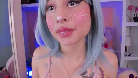 Marilyn online show from October 18, 11:36 am