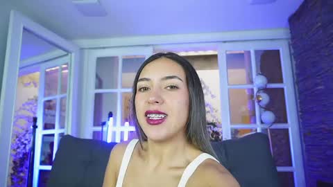 Zoe online show from May 20, 8:37 pm
