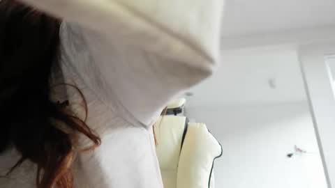 miss_ann_1 online show from April 1, 9:12 pm