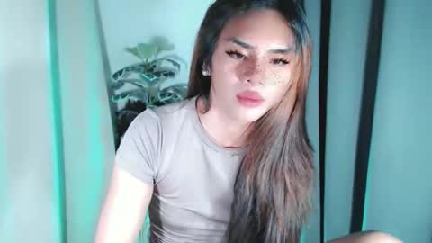 miss_bella69 online show from March 29, 4:47 am