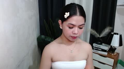 Briella online show from January 6, 5:39 pm