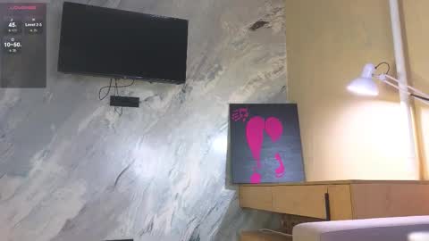 Sandy online show from October 8, 12:40 am