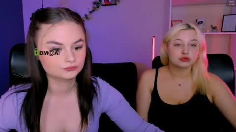 miss_courtney online show from May 20, 9:05 am