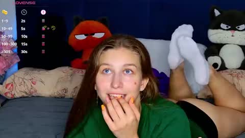 Emily online show from July 3, 7:29 pm