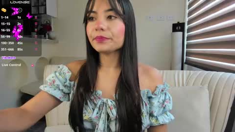 insta    online show from February 17, 7:12 pm