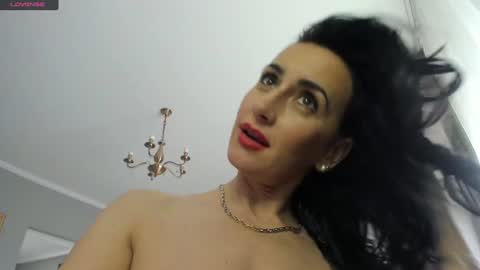 Miss Giulia online show from January 16, 1:03 pm