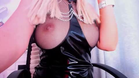 miss_jollie online show from September 25, 8:43 am