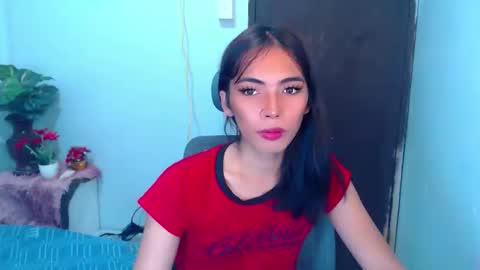 julie online show from June 5, 6:52 am