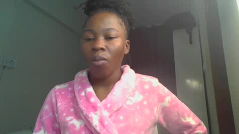 Miss Kiarrafit online show from November 21, 10:46 am