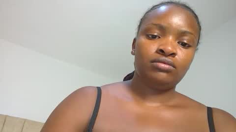 kisha online show from January 14, 4:48 pm