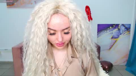 miss_kiten online show from February 18, 8:47 pm