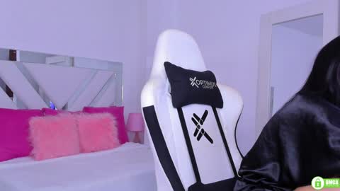   online show from January 18, 10:49 am