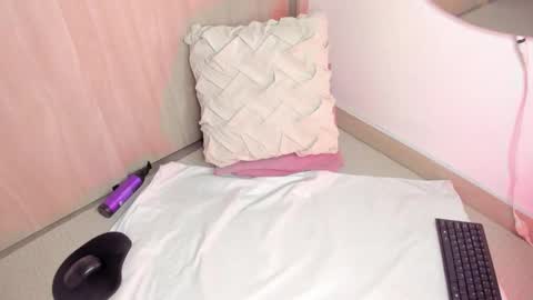 Alejandra  online show from September 17, 1:53 am