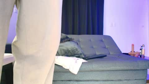 Miss Prestige online show from April 11, 7:45 am