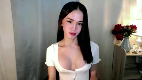 Shine online show from November 14, 4:09 pm