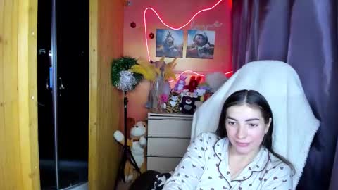 Melanie  January 15th is my birthday there will be an interesting show  online show from January 10, 8:53 am